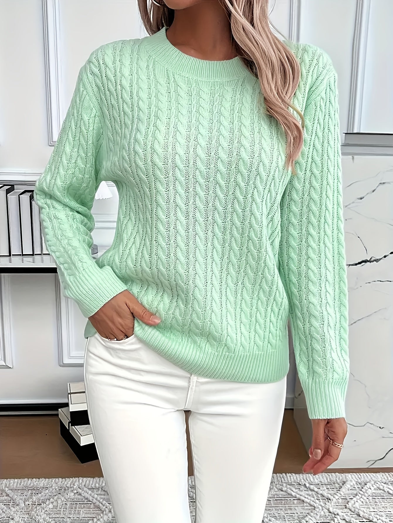 Women's Casual Loose-Fit Round Neck Long Sleeve Pullover Sweater