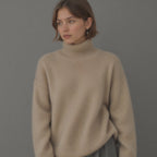 Women's Cashmere Oversized Roll Neck Jumper for Autumn Layering