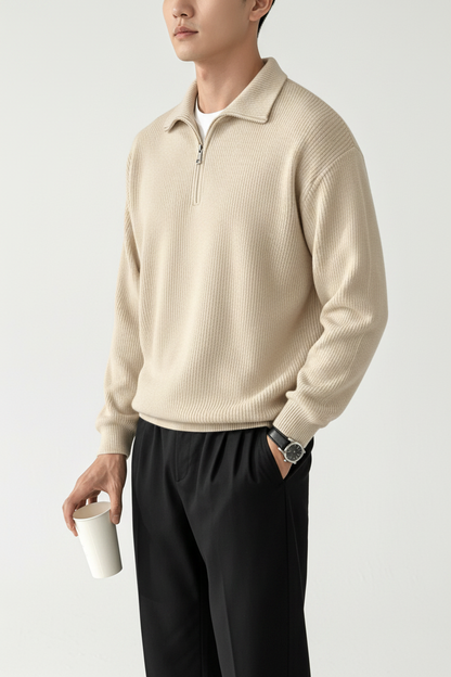 Half-Zip Knit Sweater - modell trekvartsvinkel