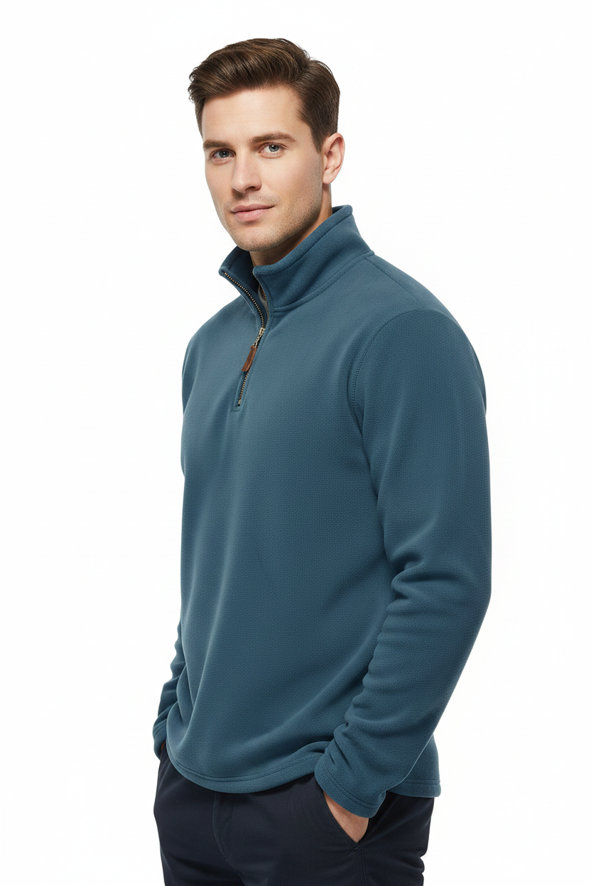 Fleece Henley Sweater - modell trekvartsvinkel