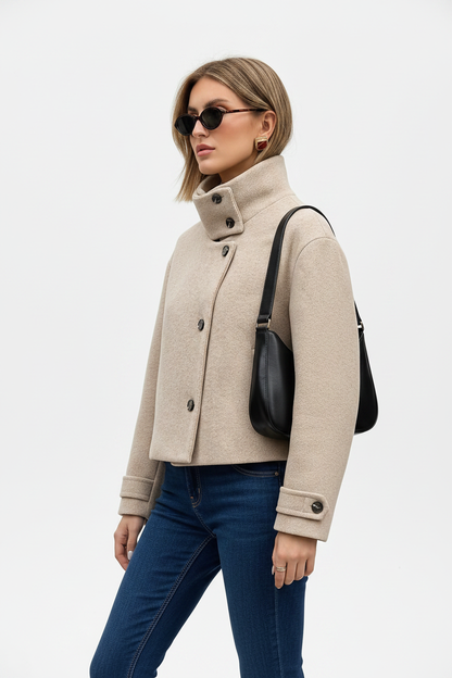 Stand Collar Cross-Button Coat - modell trekvartsvinkel